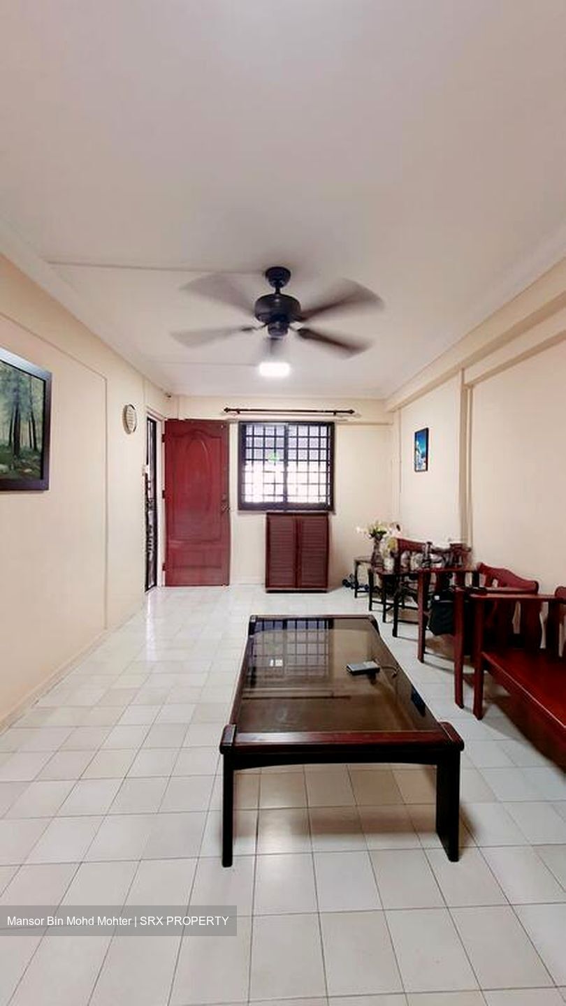 Blk 244 Jurong East Street 24 (Jurong East), HDB 3 Rooms #521156661